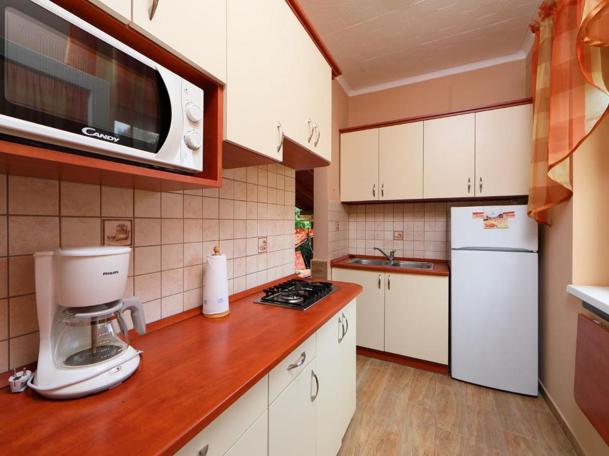 Holiday Home Hibiscus By Interhome Balatonkeresztur Ngoại thất bức ảnh